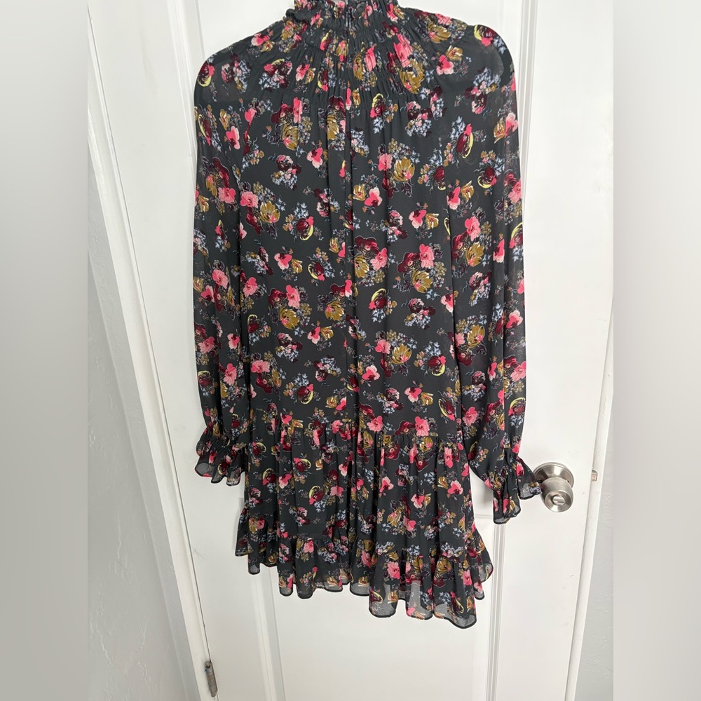 Cinq à Sept Multicolor Floral Long Sleeve Dress Size 6. Missing belt - Picture 3 of 8